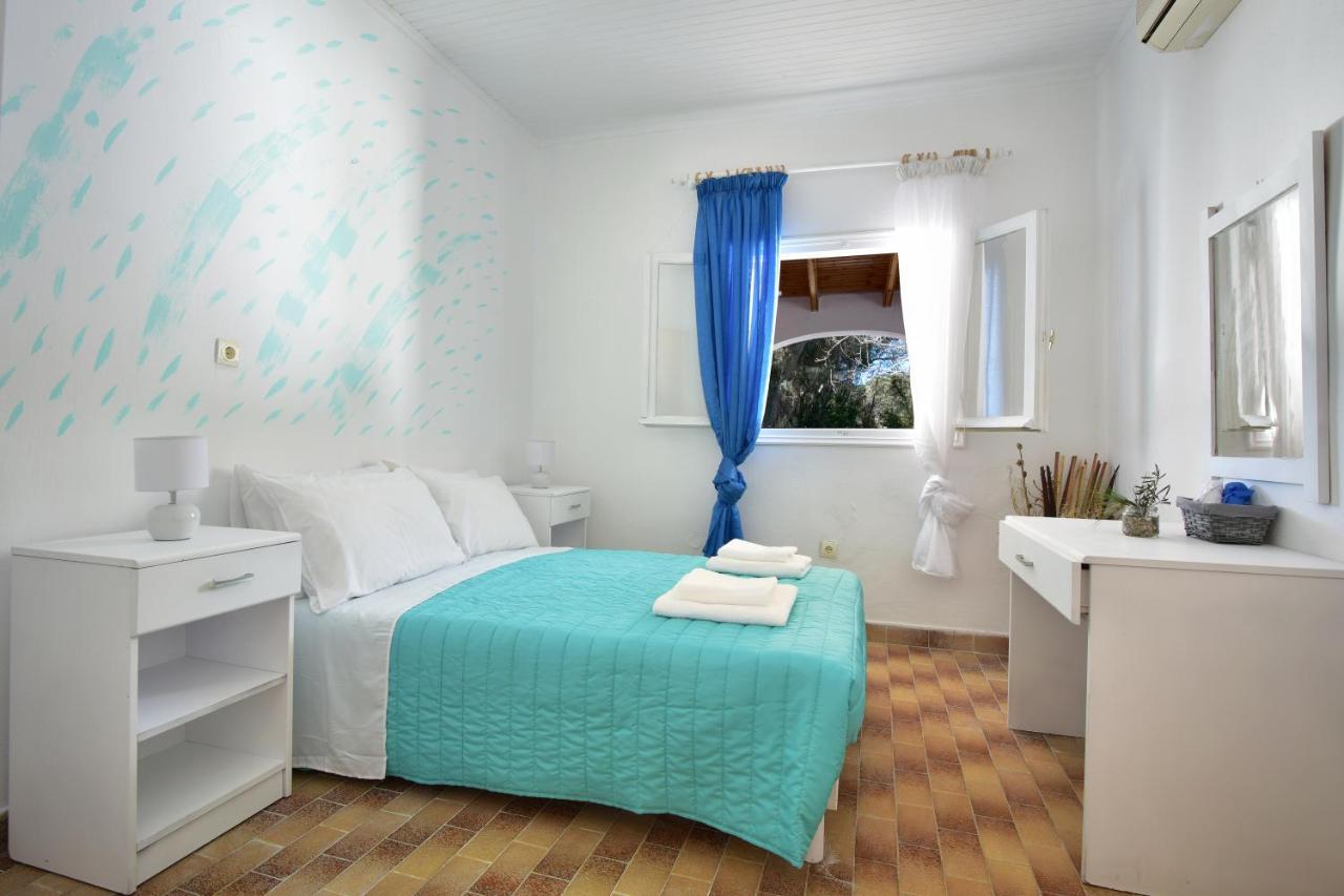 Merlyn Rooms Into The Nature, 100M From The Beach Дафнила Экстерьер фото
