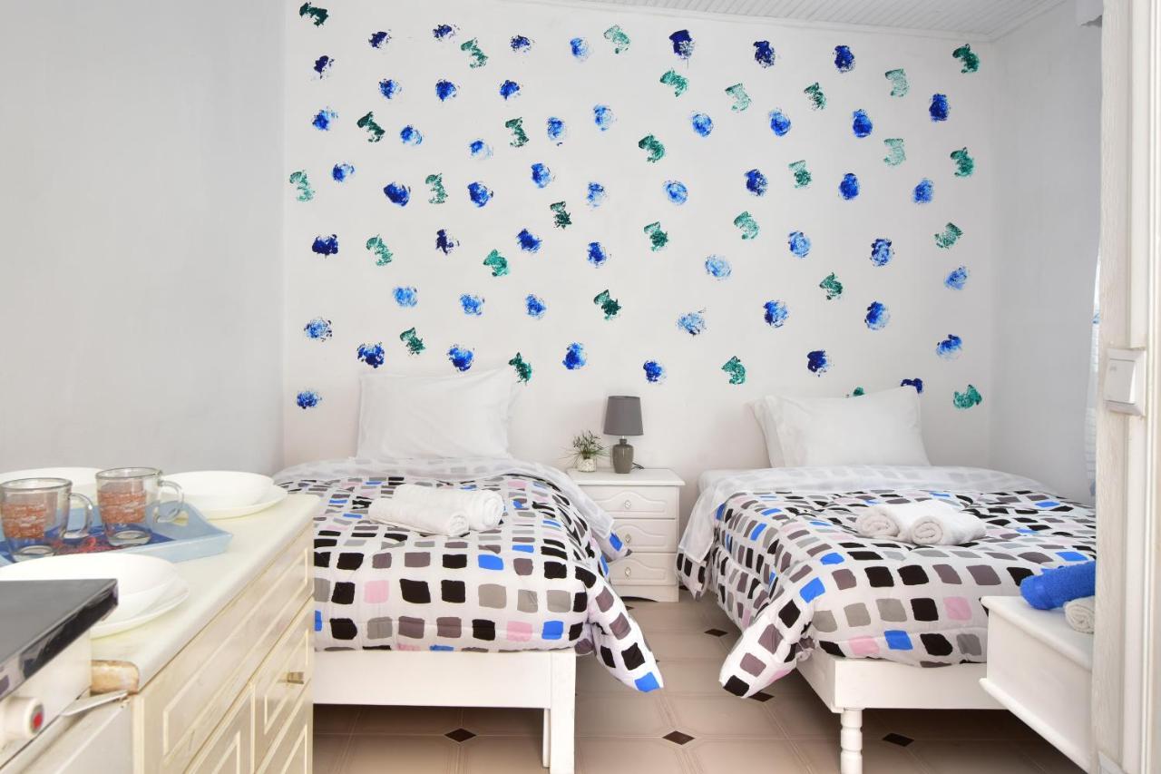 Merlyn Rooms Into The Nature, 100M From The Beach Дафнила Экстерьер фото