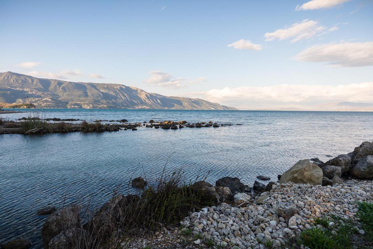 Merlyn Rooms Into The Nature, 100M From The Beach Дафнила Экстерьер фото